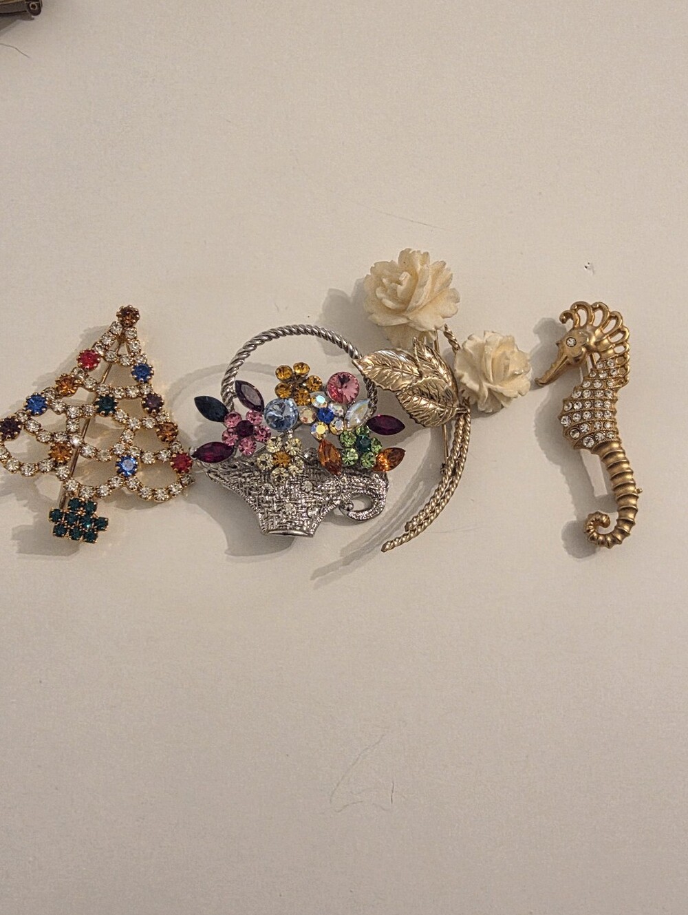 Lot Of 4 Vintage Brooches